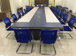 Bàn họp cao cấp